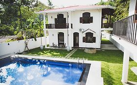 Villa Frangipani